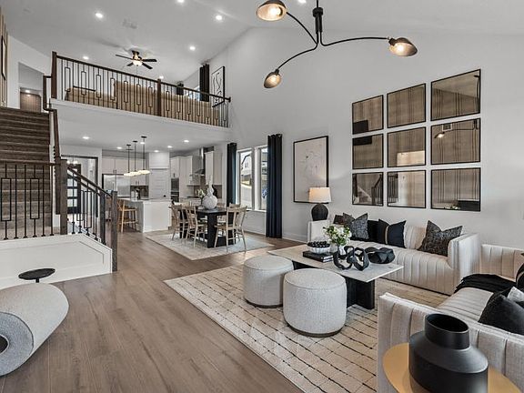 Stylish Loft Overlooking the Greatroom