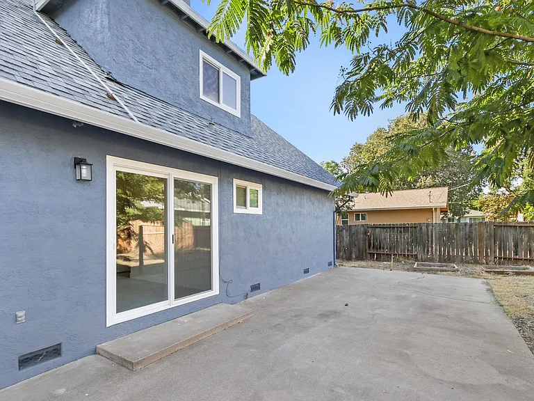 1611 Clemson Dr — Photo 30