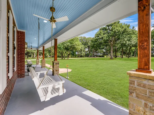 1037 Harrison Rd, Denison, TX 75021