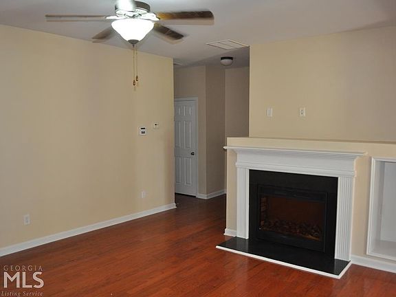 5th image of 981 Pierce Ivy Ct
