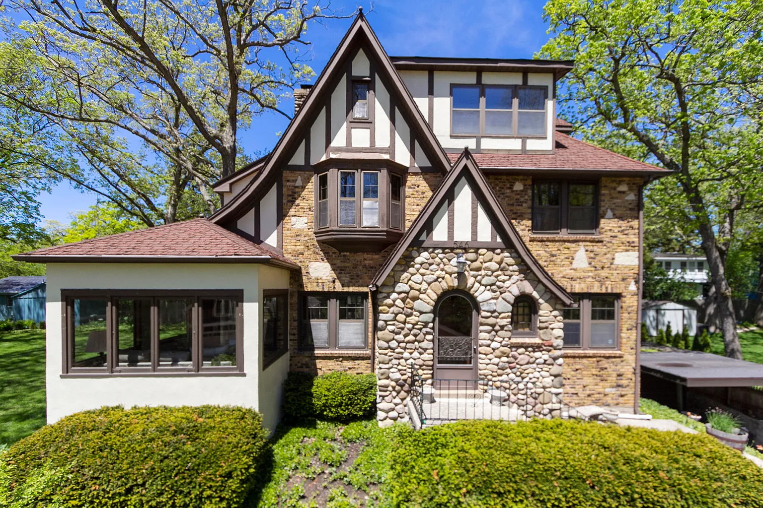546 Park Ridge Rd photo 1