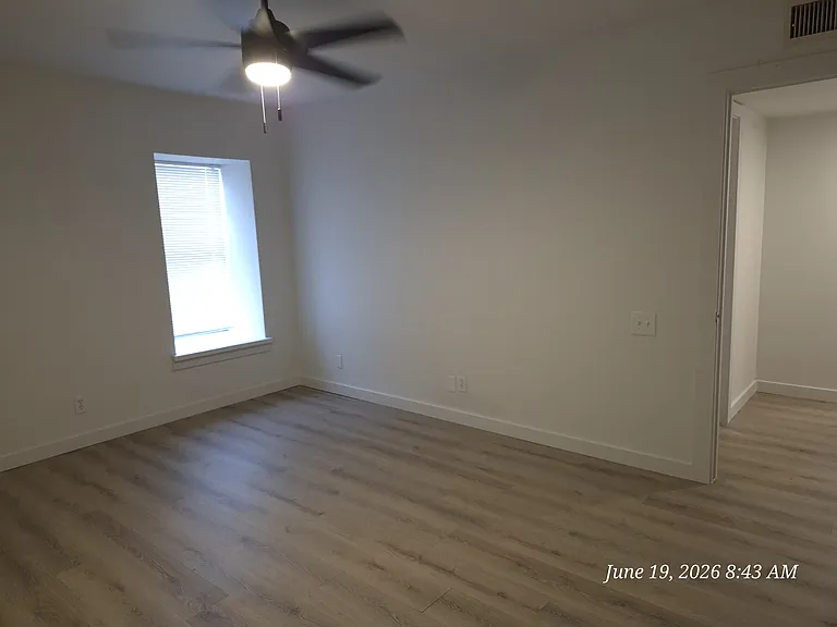 1800 E Stewart St #136 — Photo 7