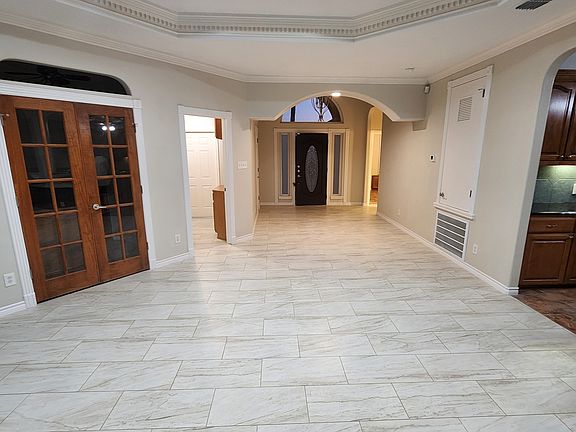 3rd image of 6806 King George Pl