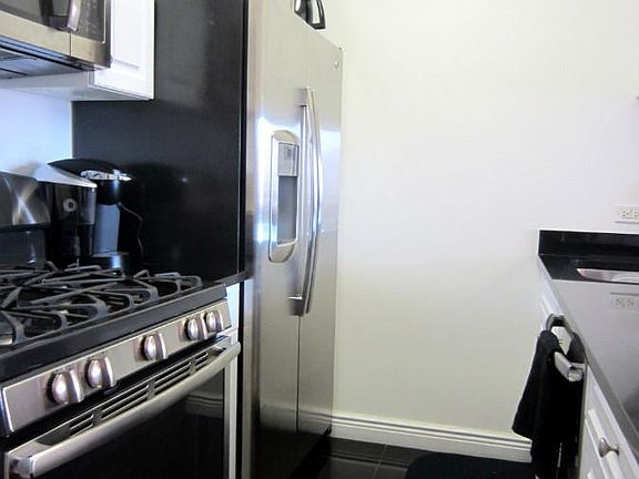 3rd image of 151 E 31st St APT 4E