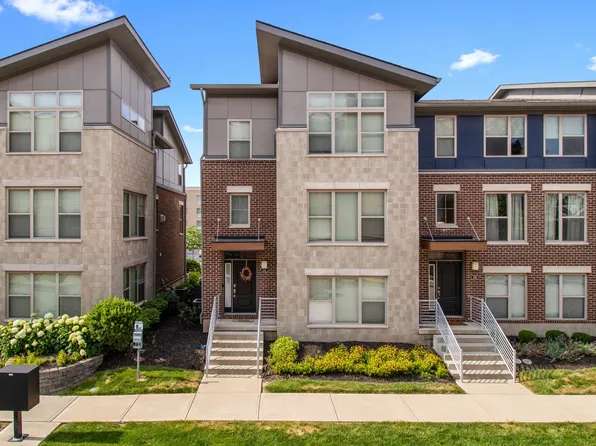 1282 Fairfax Manor Dr, Carmel, IN 46032