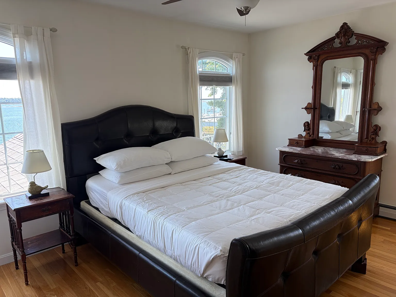 3 bed, 1400 sqft, $2,900 — Photo 1