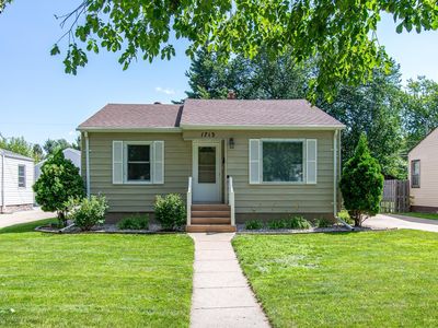 1713 3rd St N, Fargo, ND, 58102