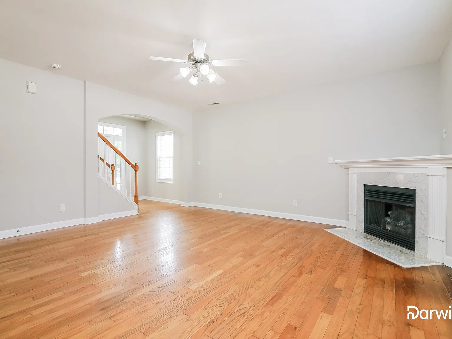 3 bed, 2.5 bath, 2064 sqft, $2,050 — Photo 4
