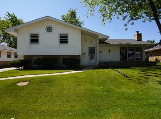 3773 S Massachusetts Ave, Milwaukee, WI 53220