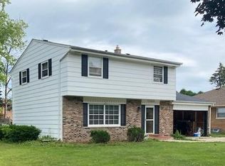 7500 N 38th St, Milwaukee, WI 53209