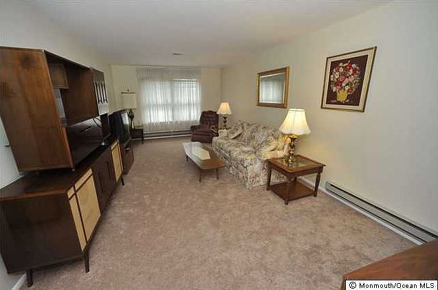 2nd image of 100 Everest Drive S