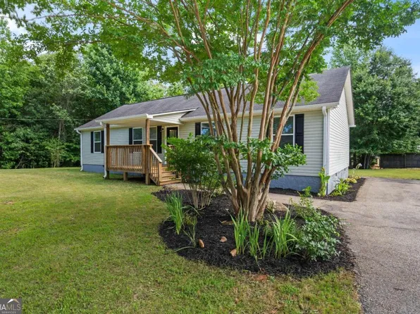 16 Little John Ln, Murrayville, GA 30564