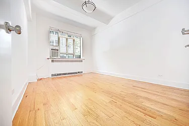 Rented by Urbane Brokerage