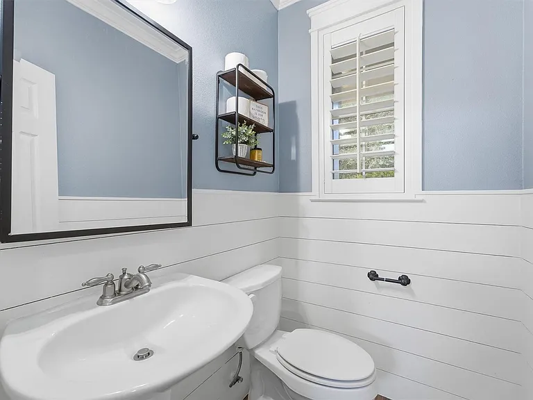 15815 Mossy Shores Ct — Photo 13