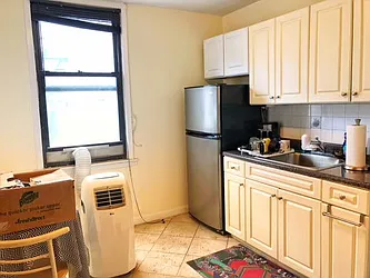 Rented by Friedman Roth Realty