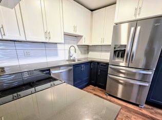3915 Lyon Ave APT 2, Oakland, CA 94601