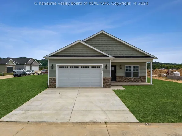 171 Lenore Cir, Fraziers Bottom, WV 25082