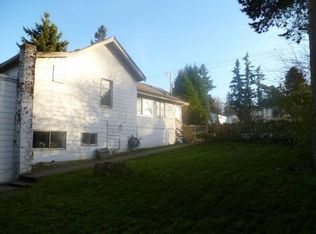 318 SW 102nd St, Seattle, WA 98146