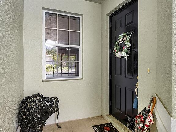 3rd image of 8550 Silk Oak Ln