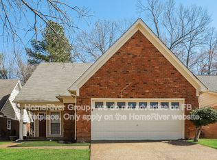 2426 Lake Edge Dr, Cordova, TN 38016