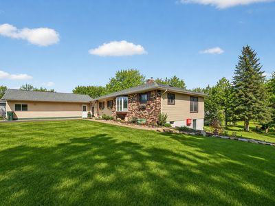 409 1st St SE, Hinckley, MN, 55037
