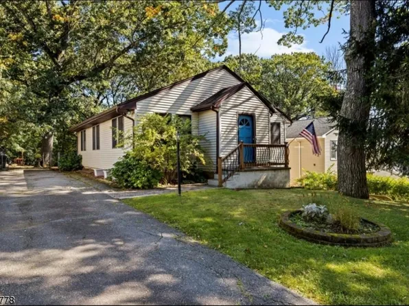 16 Weber Ln, Mine Hill Twp., NJ 07803