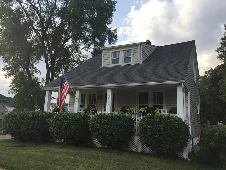 The bushes were recently removed due to size, but I plan to replant something this year.