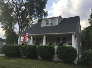 823 E Forteen Mile Rd, Clawson, MI 48017