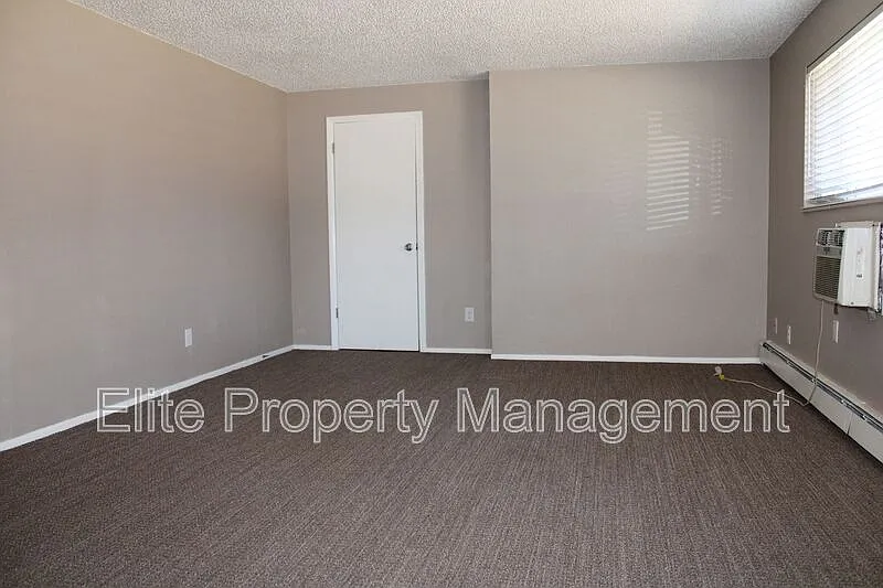 1 bed, 1.0 bath, 700 sqft, $995 — Photo 4