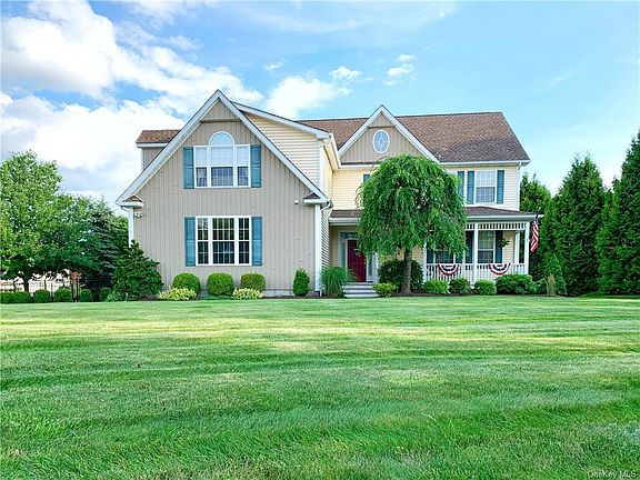4th image of 3 Rosemary Ct