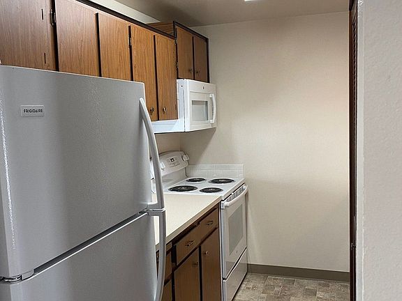 3rd image of 115 NE 83rd St
