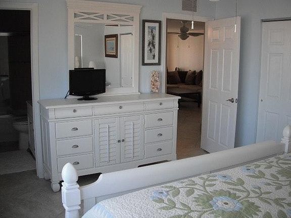 4th image of 3541 NE Ocean Blvd APT 8
