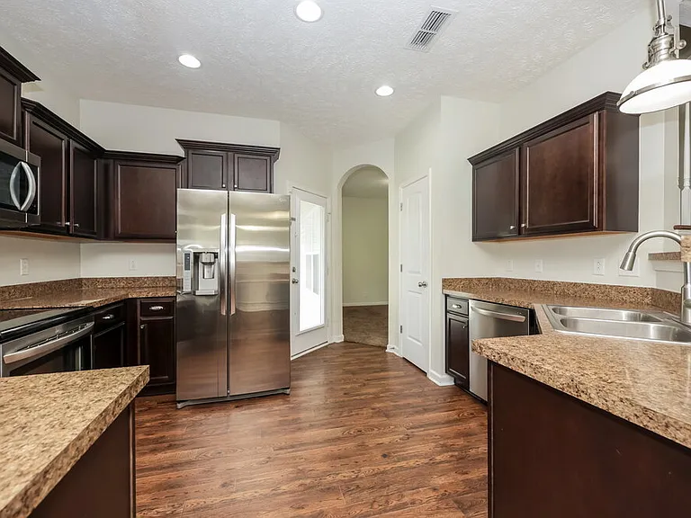 3524 Oval Hesson Ln — Photo 7