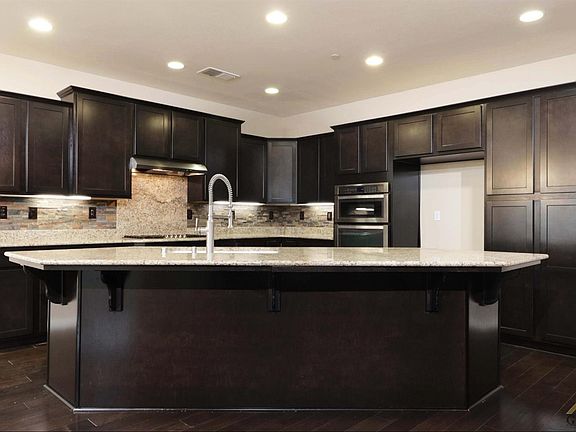 5th image of 3204 Valdena St