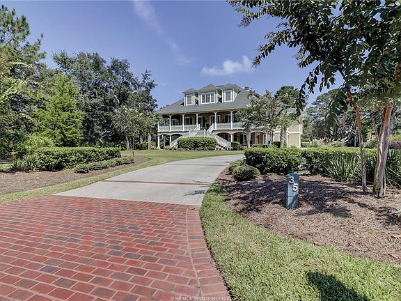 3rd image of 35 Broad Pointe Dr