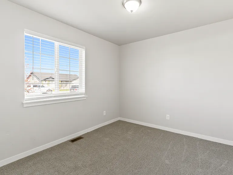 1876 Gage Ave — Photo 20