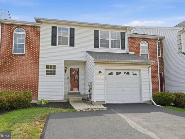 159 Hampshire Dr, Sellersville, PA 18960