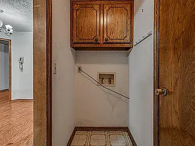 813 N Parkview Cir — Photo 25