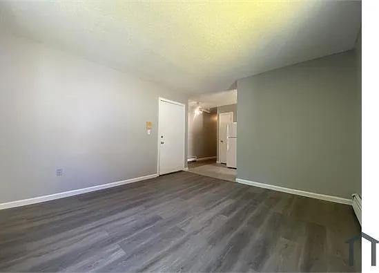 287 Westland St #2W — Photo 8