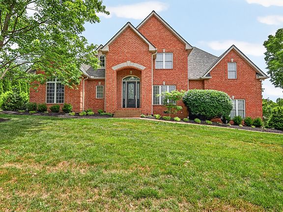 2nd image of 2013 Earl Pearce Cir