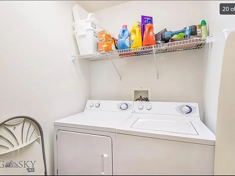Working washer and dryer plus extra storage