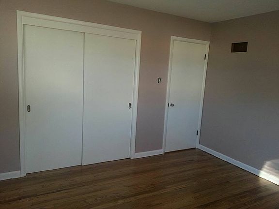 Both bedrooms are good size with great closet space.