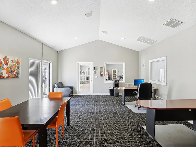 Rosehill Pointe — Photo 14