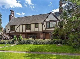 14 Hickory Dr, Stamford, CT 06902