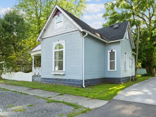 448 Young St, Franklin, IN 46131