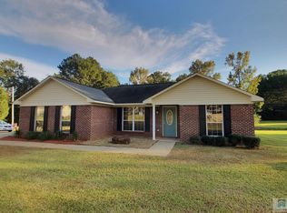 109 Thomas Cir, Kosciusko, MS 39090