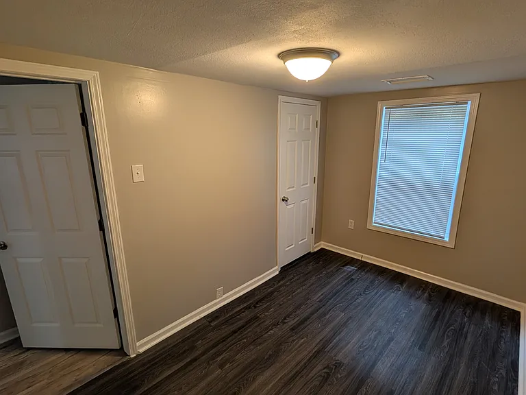 202 Law Ave — Photo 10