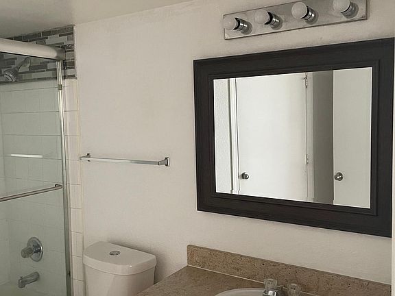 5th image of 2204 Key West Ct APT 523