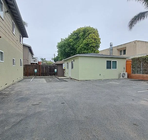 6587 Cordoba Rd — Photo 6