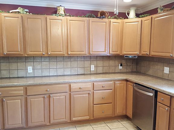 2nd image of 433 Strecker Ln